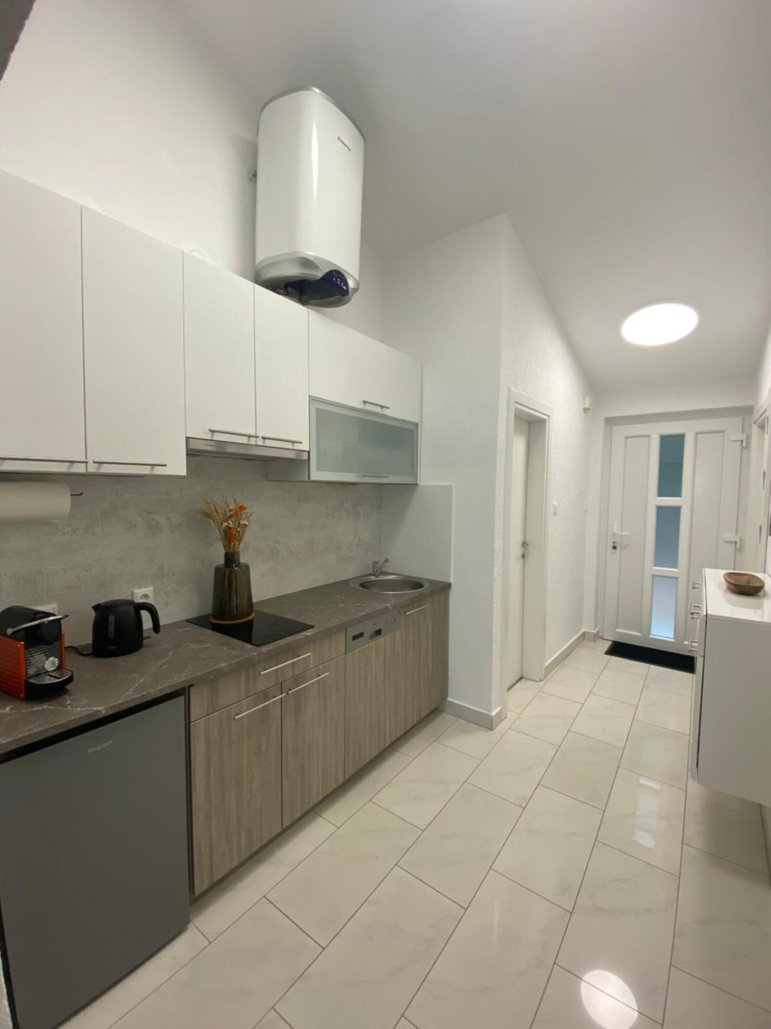 Apartment4You Senj  Luaran gambar
