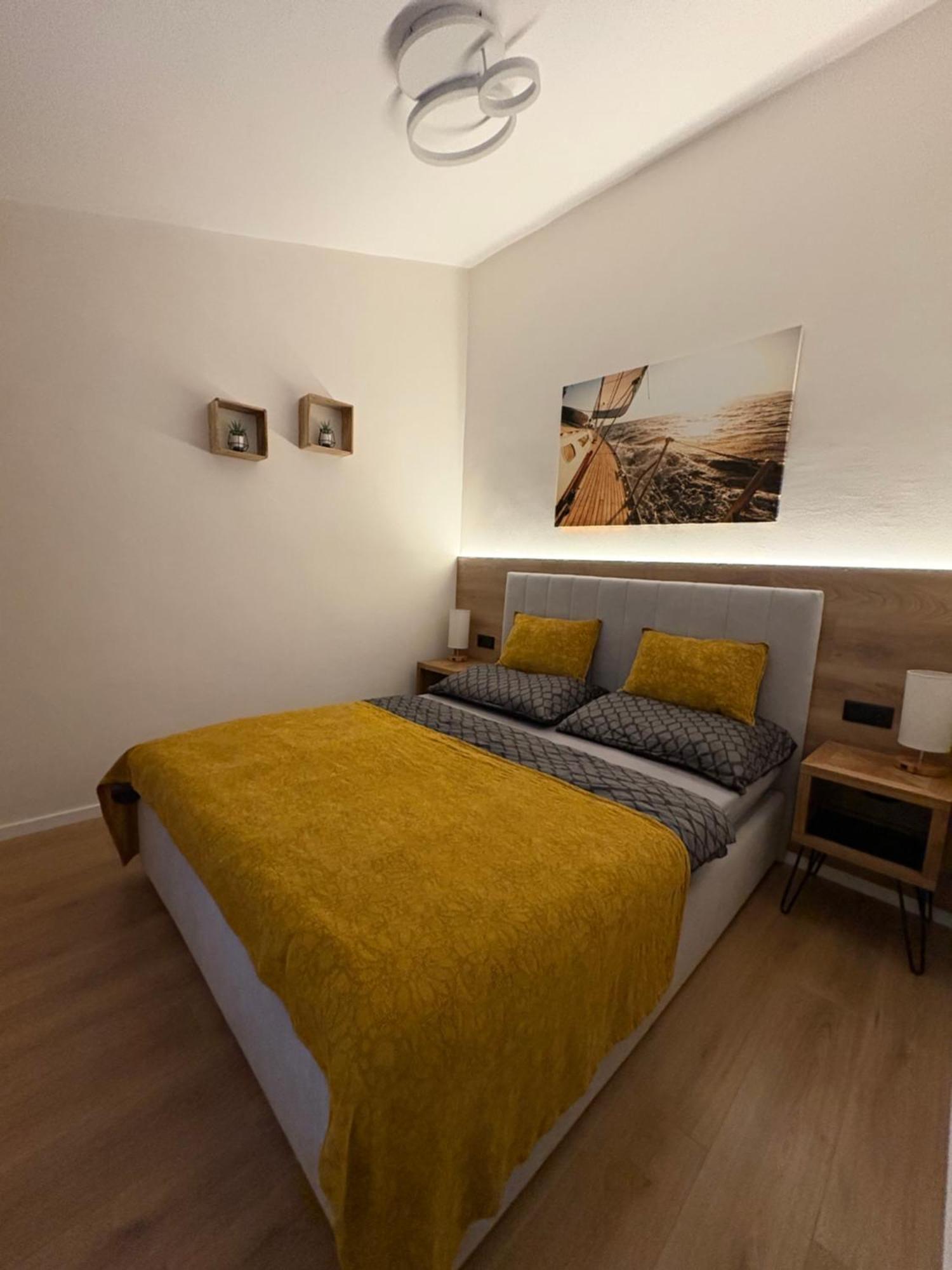 Apartment4You Senj  Luaran gambar