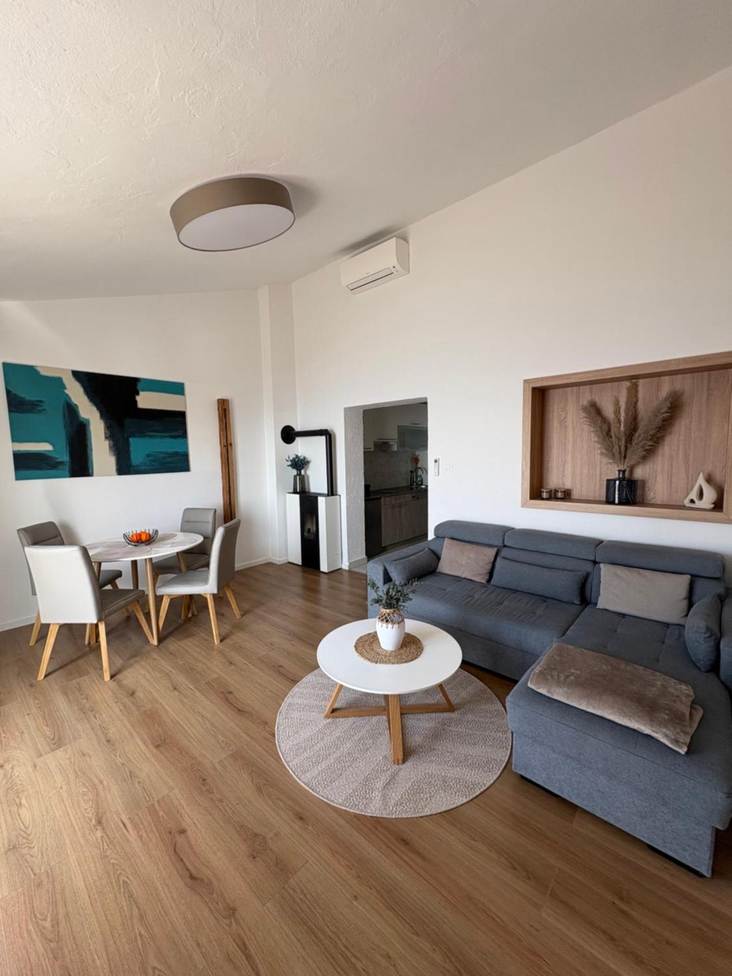 Apartment4You Senj  Luaran gambar